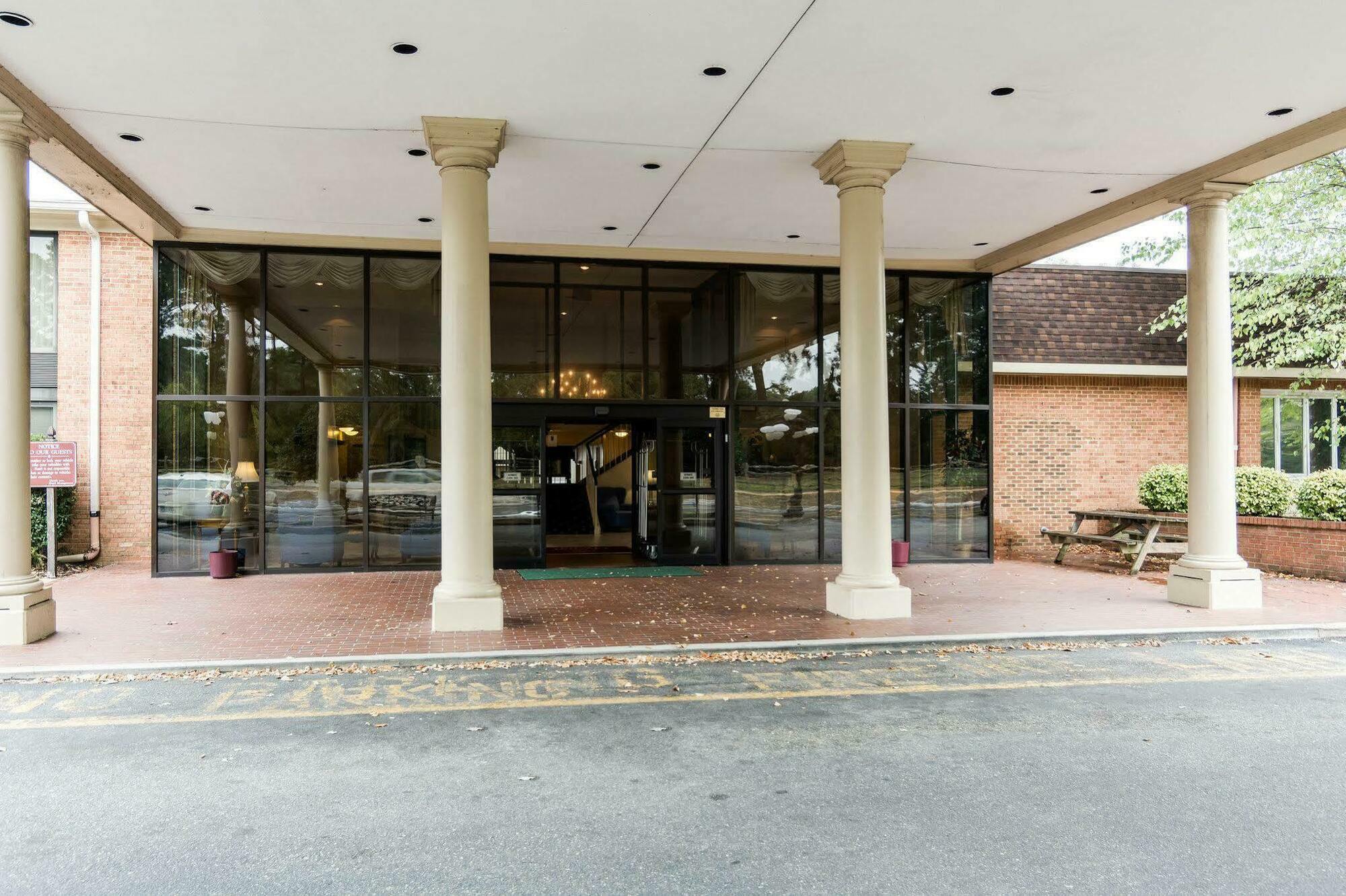 Best Western Williamsburg Historic District Εξωτερικό φωτογραφία